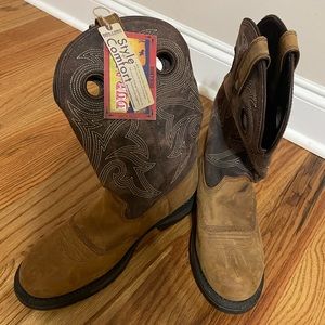 Mens brand new, never worn Durango boots
